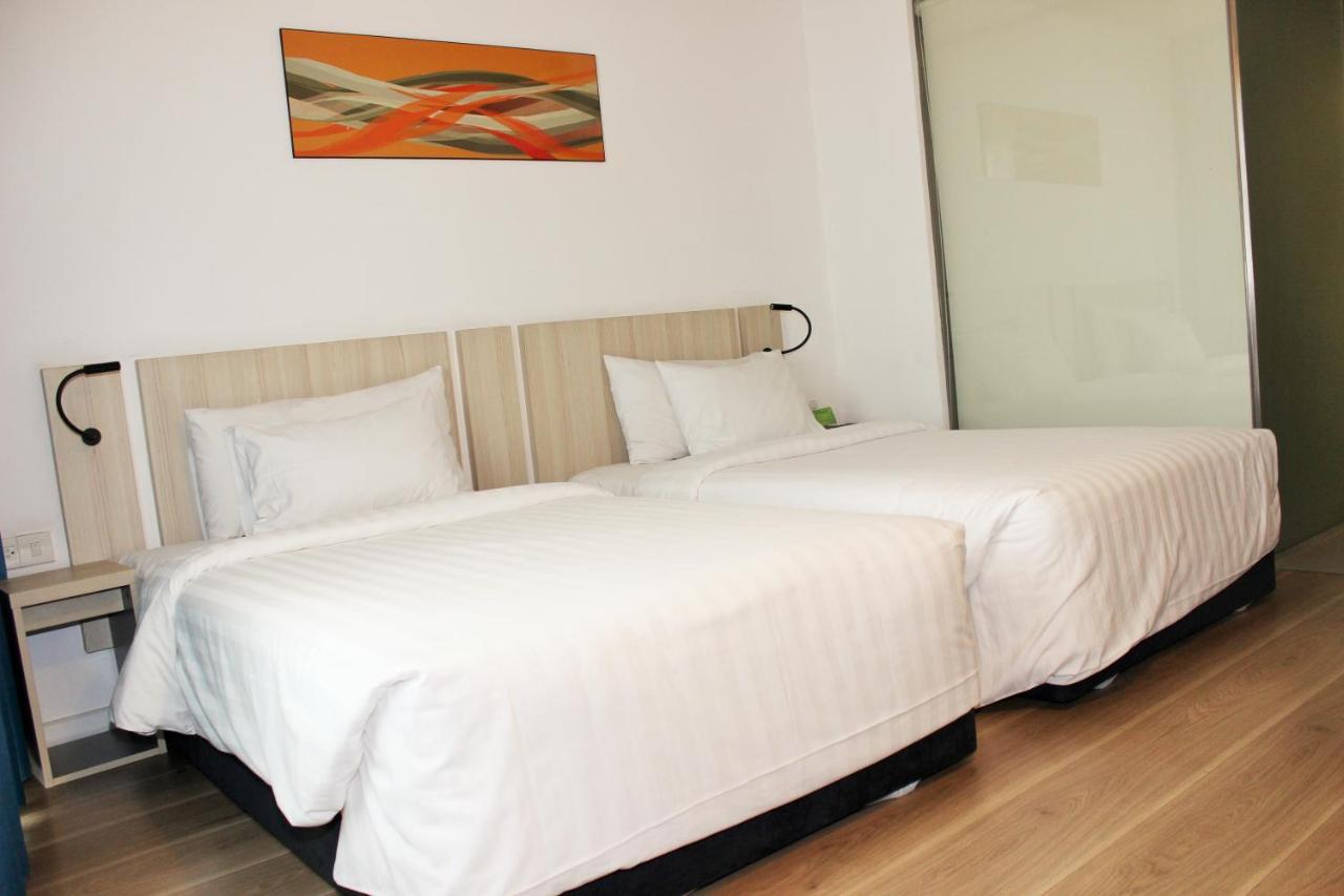 Liberty Hotel Saigon Greenview Ciudad Ho Chi Minh  Exterior foto
