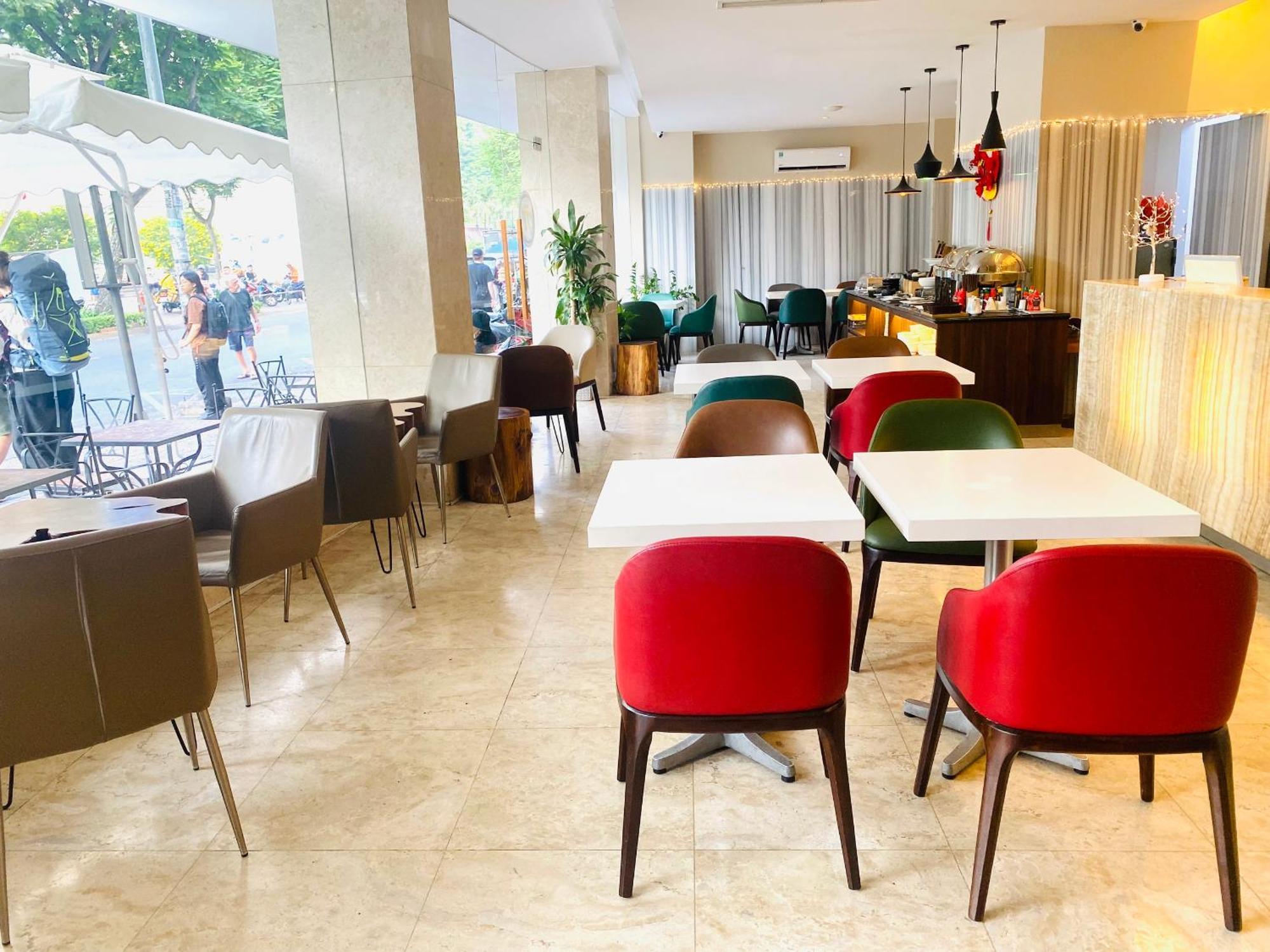 Liberty Hotel Saigon Greenview Ciudad Ho Chi Minh  Exterior foto
