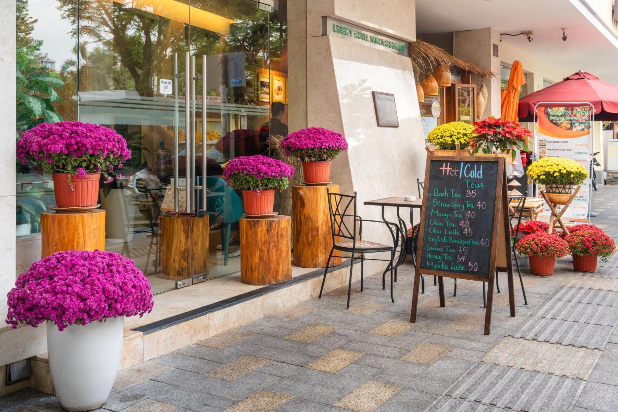 Liberty Hotel Saigon Greenview Ciudad Ho Chi Minh  Exterior foto